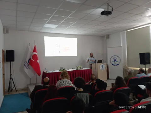 Uluborlu MYO 18. Bilişim ve Kariyer Günleri kapsamında “Geleceği Kodlayan Zeka” temalı seminer gerçekleştirdik